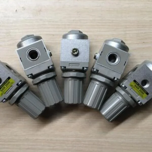 Điều áp SAR2000 02
