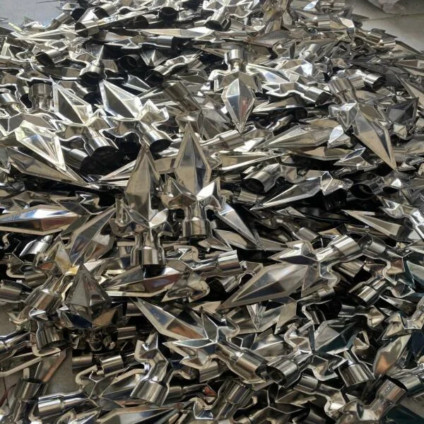 Phụ Kiện Inox Trang Trí: Giải Pháp Tối Ưu Cho Không Gian Sống