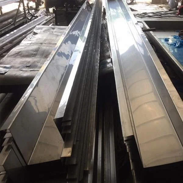 Kích Thước Máng Xối Inox: Tìm Hiểu Và Ứng Dụng Thực Tiễn
