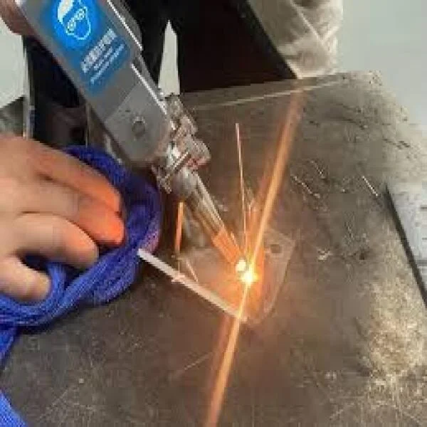Tiệm hàn inox gần đây