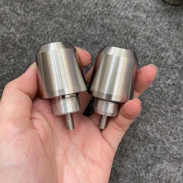 Tìm hiểu về gù inox 304