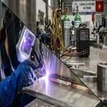 gia-cong-co-khi-inox-3