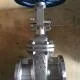 Van cổng ty nổi Hàn Quốc