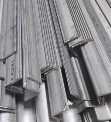 bao-gia-thanh-v-inox-304-ha-noi (1)