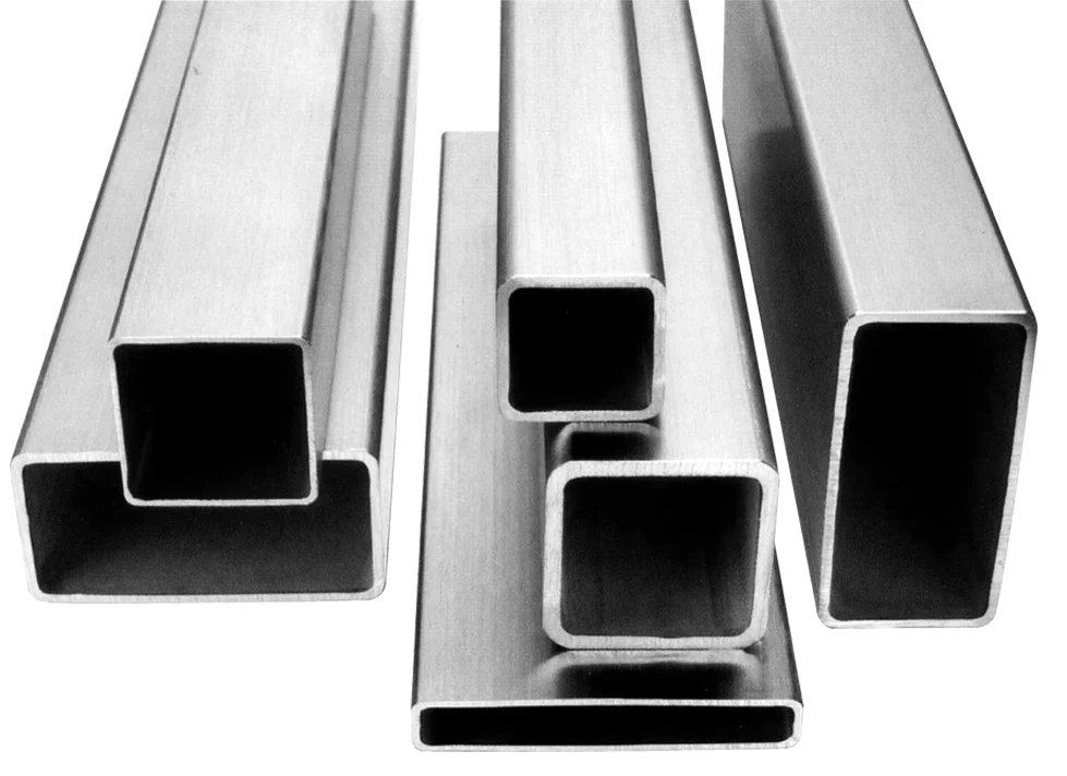 gioi-thieu-ve-hop-inox-304 (1)