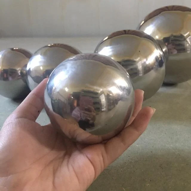 gioi-thieu-ve-qua-cau-inox-rong (2)