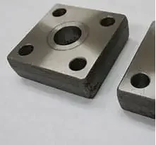 mặt bích thép vuông (3)