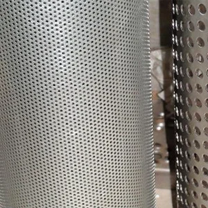 trien-khai-quy-trinh-duc-lo-inox (1)