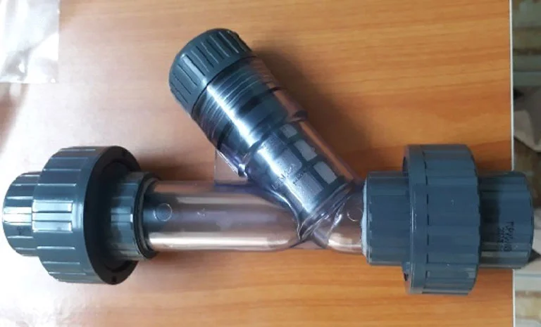 y-loc-pvc (2)